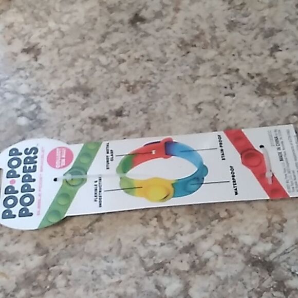 POP POP POPPERS Bracelet - Picture 3 of 11